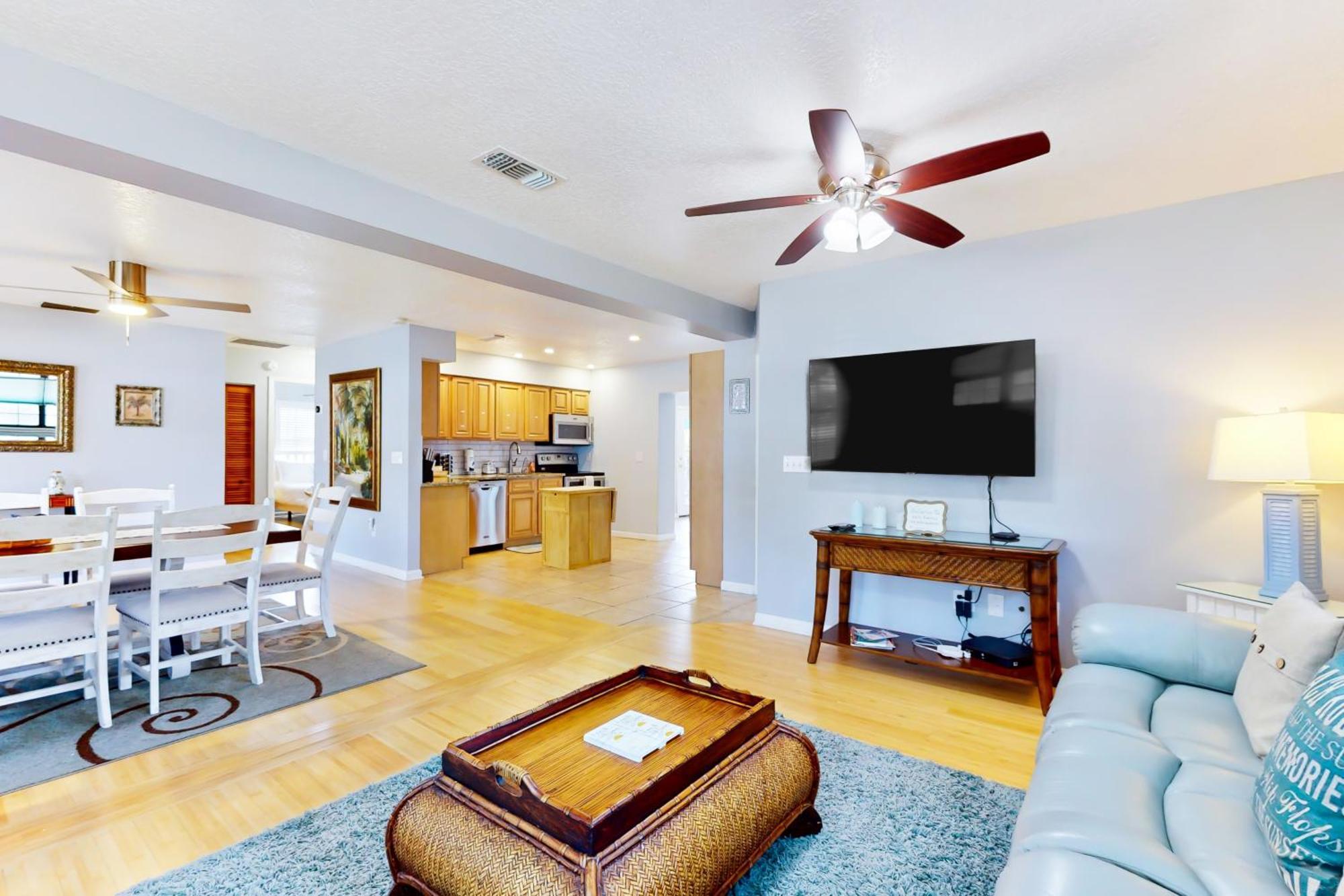 Sunset Breeze Villa Butler Beach ภายนอก รูปภาพ